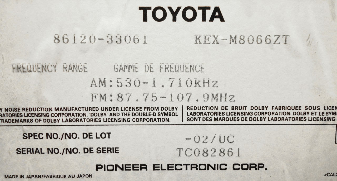 1997 1998 1999 LEXUS ES300 AM FM Radio Stereo Tape Cassette Player P1713 OEM 86120-33060 or 86120-33061