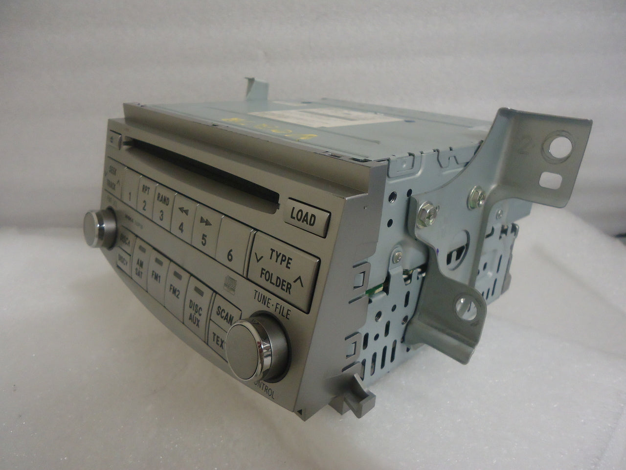 TOYOTA Avalon AM FM Satellite Radio 6 Disc Changer MP3 CD Player