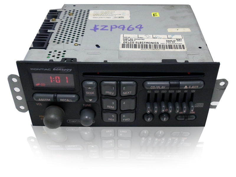 1996 1997 1998 1999 2000 2001 2002 GMC Pontiac Grand Prix Firebird Radio and CD Player 98 99 00 01 02