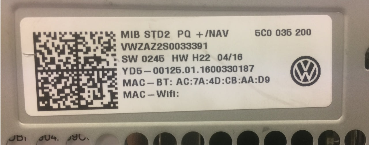 2016 - 2017 VW Volkswagen Jetta Passat OEM AM FM Radio Display Non Navigation CD Player BLEMISHED
