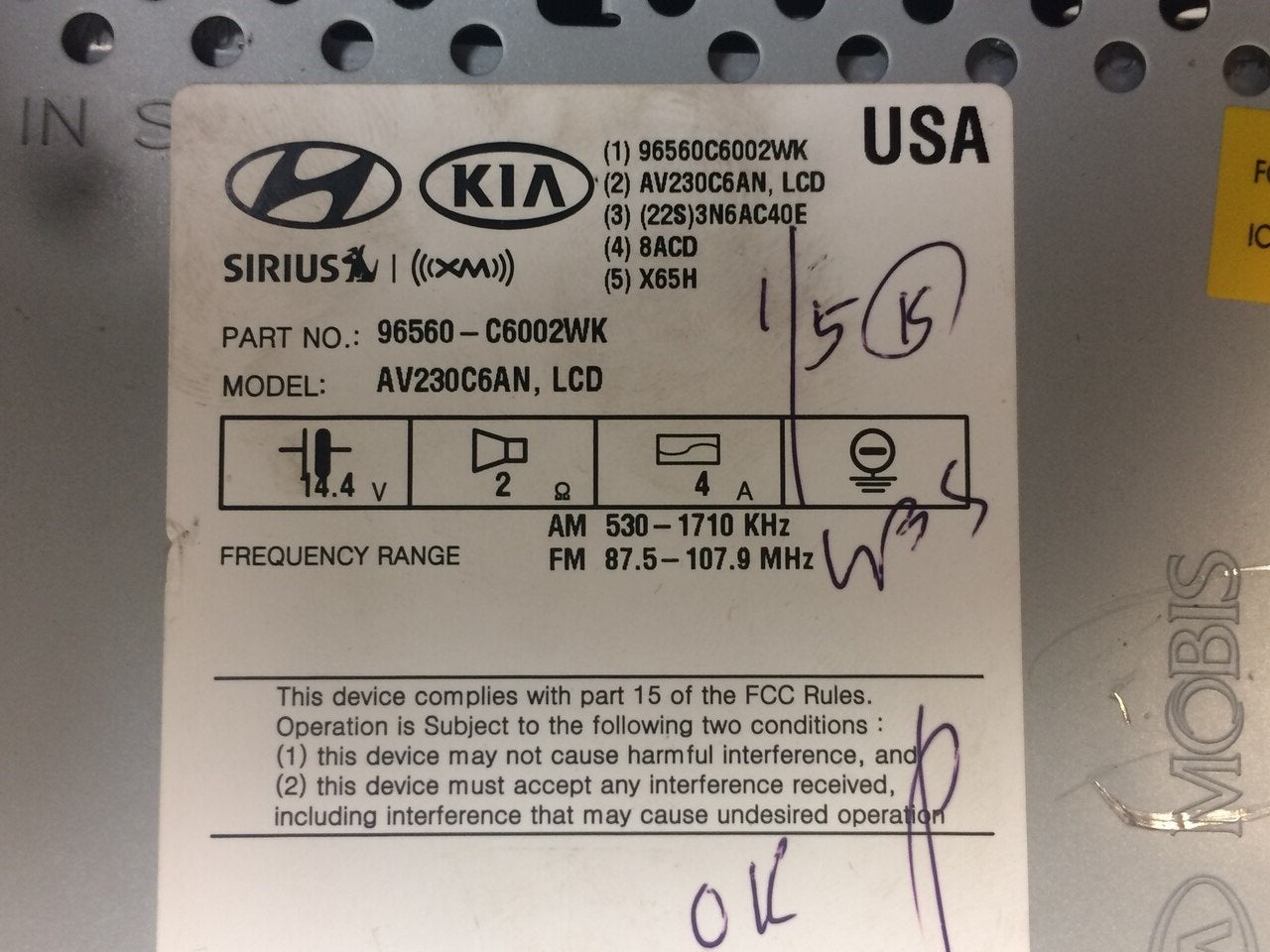 2015 - 2018 Kia Sorrento OEM Navigation Touch Screen HD Radio XM CD Player Infiniti UVO