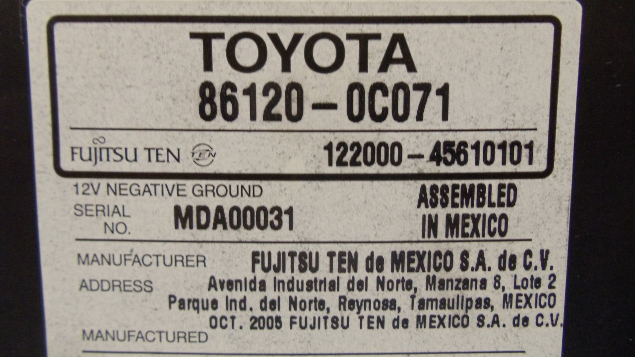 2003 - 2007 Toyota Sequoia Tundra OEM AM FM Radio Tape CD Player Receiver 16854