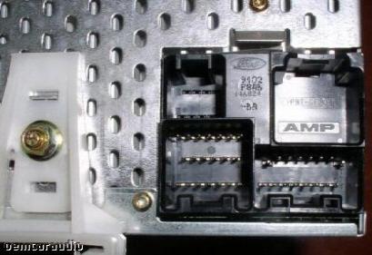 2001 - 2005 Ford Lincoln Mercury OEM AM FM Radio Single CD Player Receiver