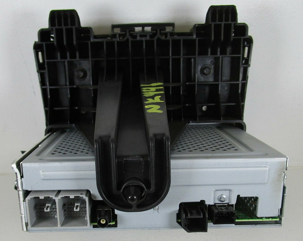 2018 - 2019 Chevrolet Trax OEM Radio Media Control Display Screen