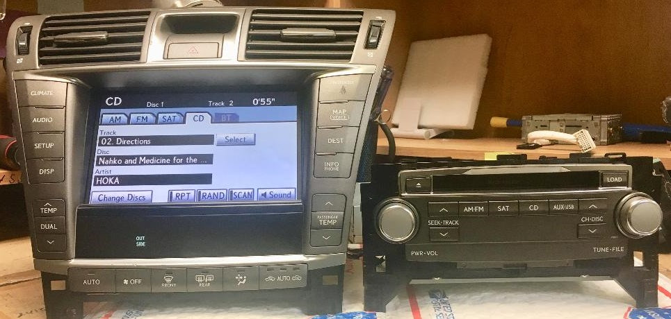 2010 - 2012 Lexus LS460 stereo radio 6 disc changer Mp3 CD player aux
