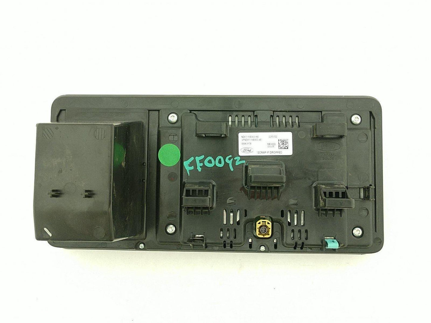 2022-2024 Ford Maverick OEM AM FM Radio Media 8' Display Screen
