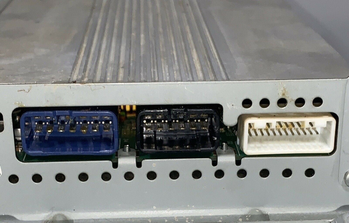 2005 - 2007 Toyota Avalon OEM Audio Amp Radio Stereo Amplifier