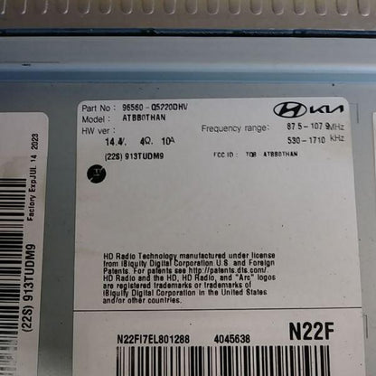 2022 Kia Seltos OEM Navigation Bluetooth XM HD Radio Touch Screen Display Receiver - Analog