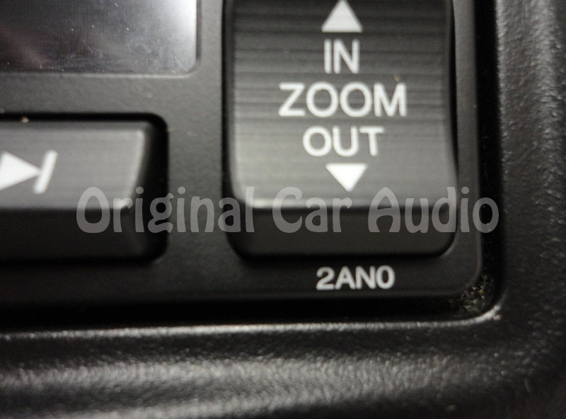 Honda Navigation Radio GPS XM CD Disc Player Changer 2AN0 W/ Bezel