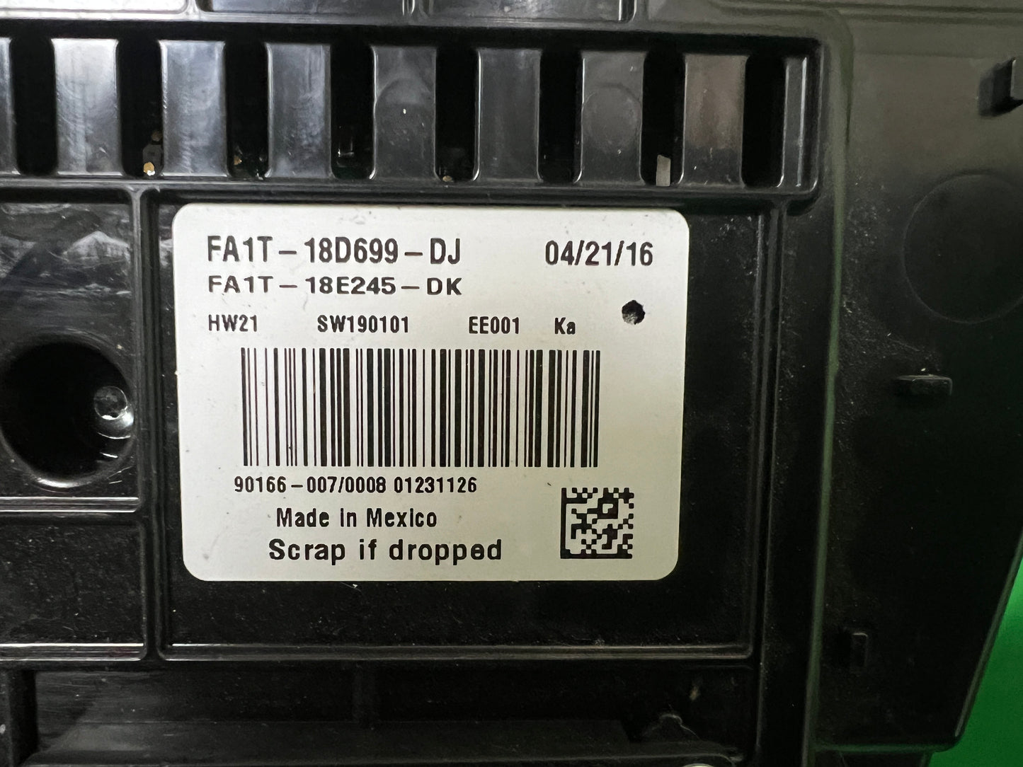 2016 - 2018 Lincoln MKX OEM Single CD Radio Dual Zone Climate Control Panel Assembly Heated Seats Bezel ONLY