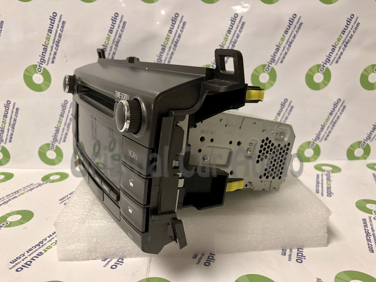 2013 - 2016 Toyota Rav4 OEM Single CD AM FM Bluetooth Media Radio Receiver