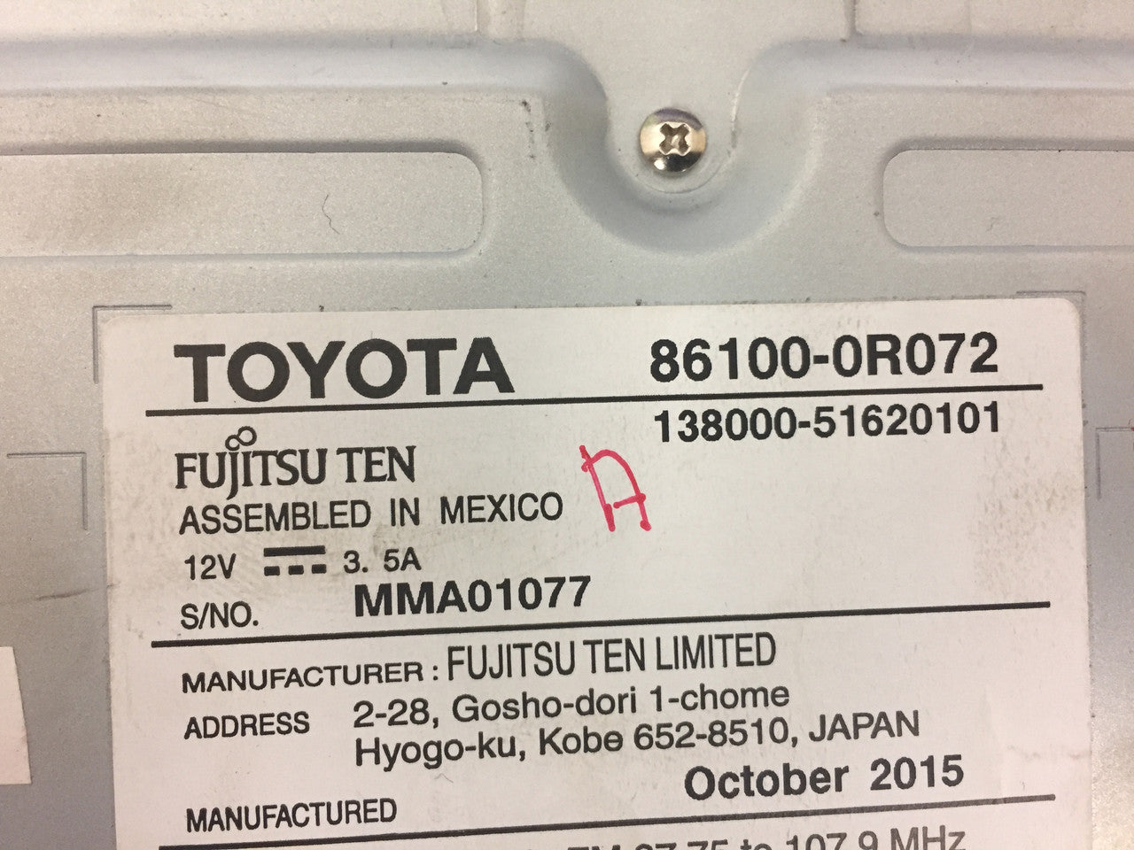 Blemished 14-15 Toyota Rav4 HD Radio CD Player Navigation Gracenote Bluetooth SAT XM GPS OEM 100324