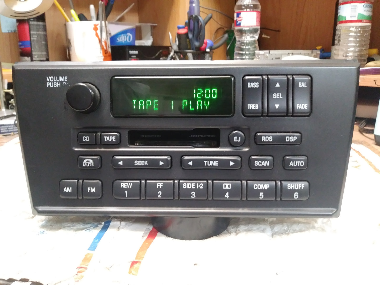 2000 - 2001 00 01 Lincoln LS OEM Alpine AM FM Radio Cassette Receiver