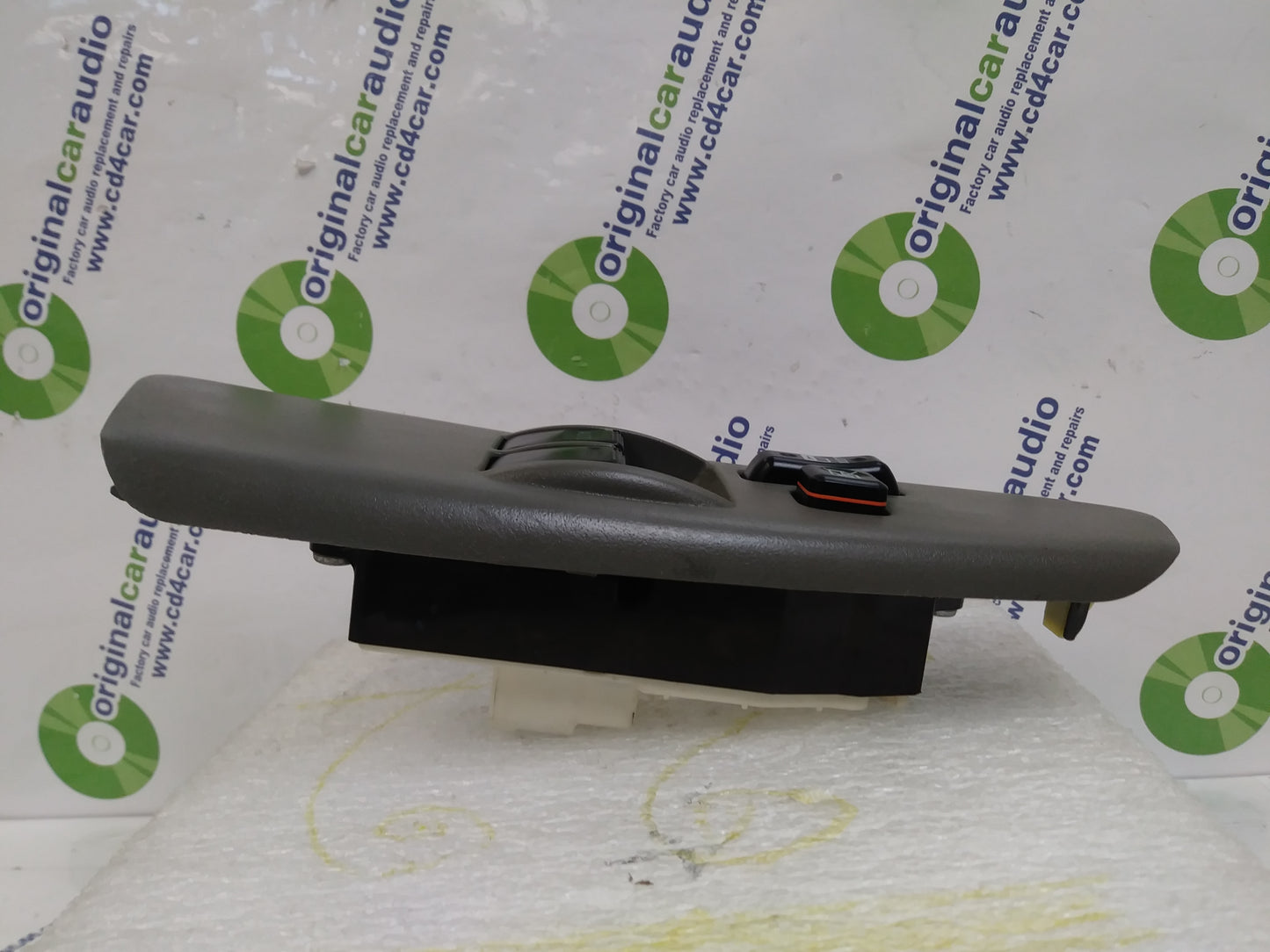 2005 - 2011 Toyota Tacoma OEM 2 Door Master Power Window Switch PN: 74232-04020
