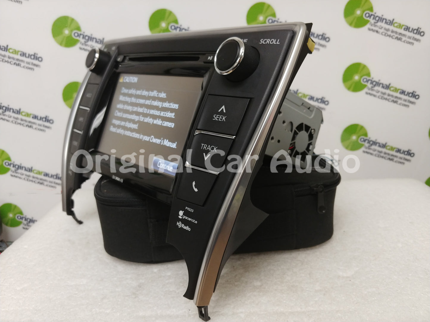 2015 - 2017 Toyota Camry OEM AM FM XM HD Touch Screen JBL Radio Gracenote P11223