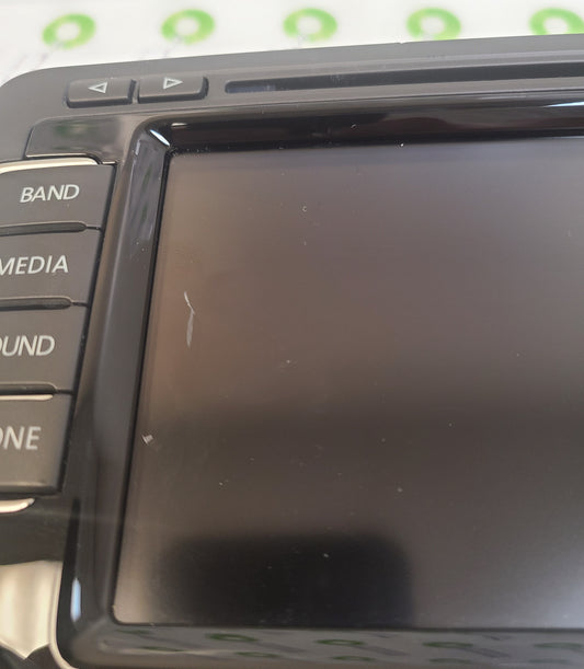 2010 - 2015 Volkswagen VW Jetta Passat OEM Fender Premium Sound RNS-510 Navigation GPS Touch Screen Radio Receiver (scratches)