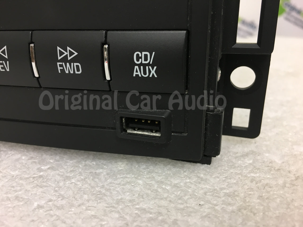 GMC Chevy HHR RDS Radio Stereo MP3 AUX CD Player OEM