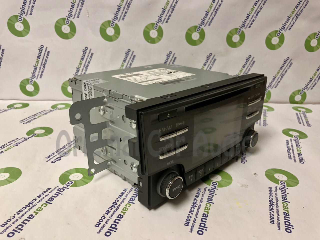 2013 - 2014 Nissan Sentra OEM Single CD AM FM SAT Radio Receiver Aux