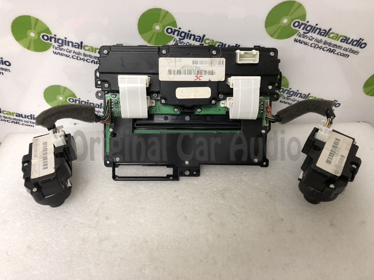 2007 - 2013 Nissan Pathfinder Armada OEM BOSE Audio Climate Control Panel