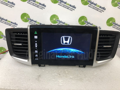Blemished 2016 - 2018 Honda Pilot OEM Touch Screen Multimedia AM FM Radio Receiver