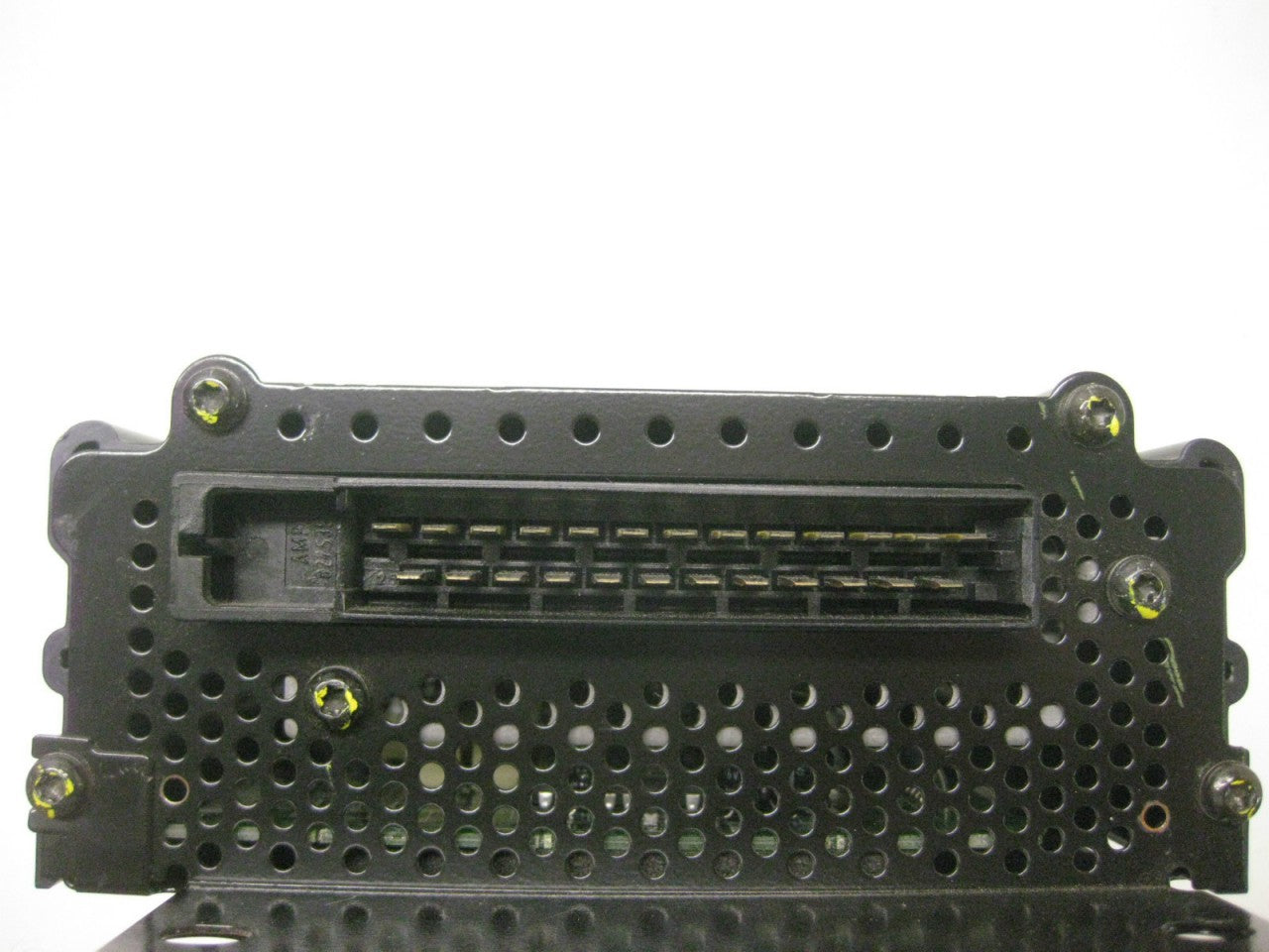 98 99 2000 01 02 03 04 Audi A4 A6 A8 S4 S6 Amplifier BOSE AMP 265 030 1998 1999 00 2001 2002 2003 2004