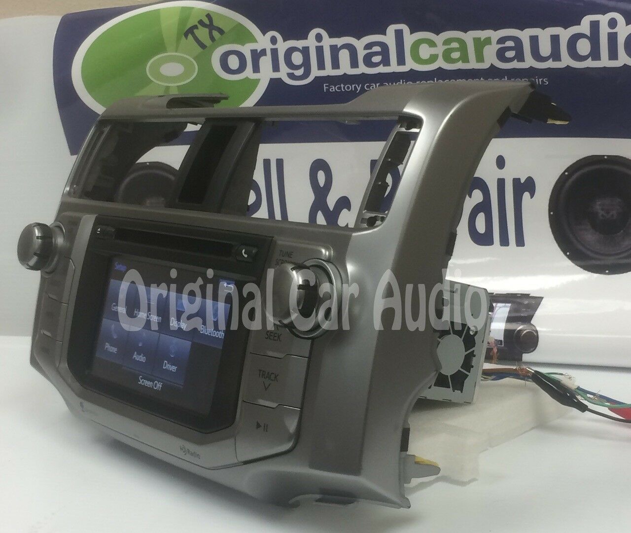 2014 - 2015 Refurbished Toyota 4Runner OEM Touchscreen Bluetooth HD Radio P10544