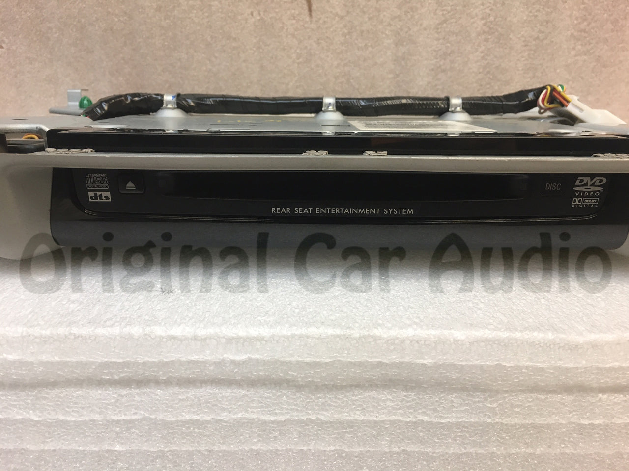 SUBARU Tribeca DVD Player Rear Entertainment System LCD Display Screen Monitor BEIGE Light Gray 2006 2007 2008 2009 2010 2011 OEM With Lights