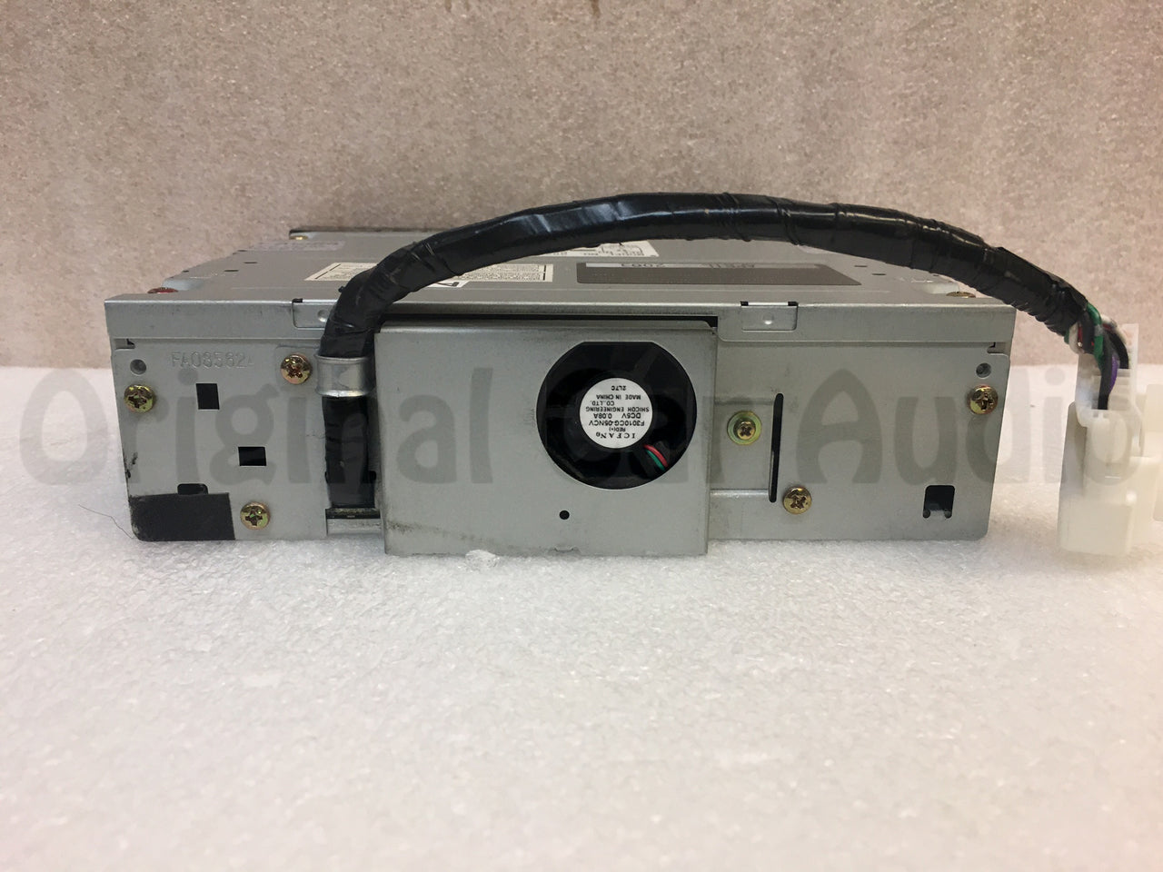 2003 - 2007 Lexus GX470 57003 Rear DVD Audio Video Player 86272-60040