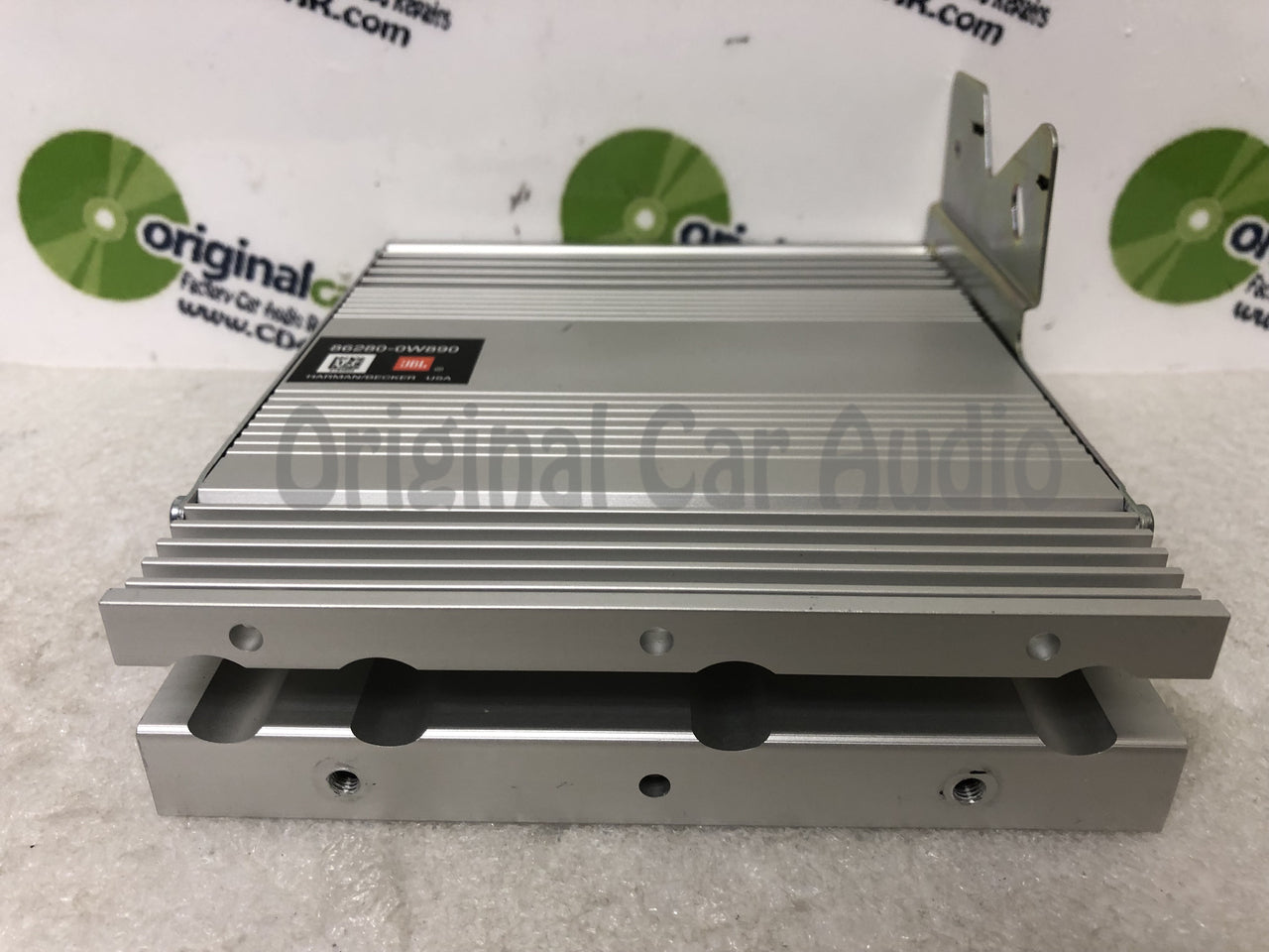 2010 - 2014 Toyota FJ Cruiser OEM JBL Premium Sound Stereo Amplifier Audio Amp