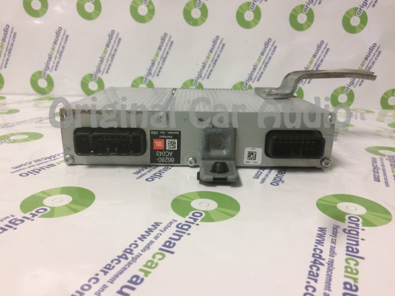 2000 - 2004 Toyota Avalon OEM JBL Premium Sound Amplifier