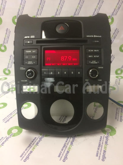 2010 - 2013 Kia Forte OEM Single CD AM FM SAT Radio Bluetooth Receiver WITH BEZEL