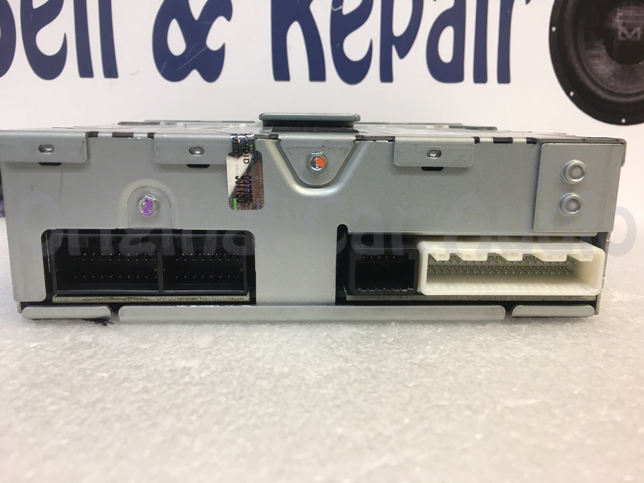 2006 - 2012 Hyundai Veracruz Rear Seat Entertainment RSE DVD Player Tan