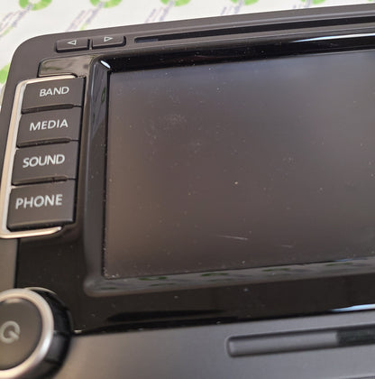 2010 - 2015 Volkswagen VW Jetta Passat OEM Fender Premium Sound RNS-510 Navigation GPS Touch Screen Radio Receiver (Blemishes)