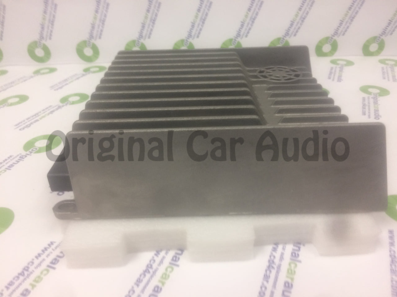 2010 2011 2012 Mercedes GL-Class Harmen Becker Amp  ML350 ML550 GL450 GL550 R350 R500