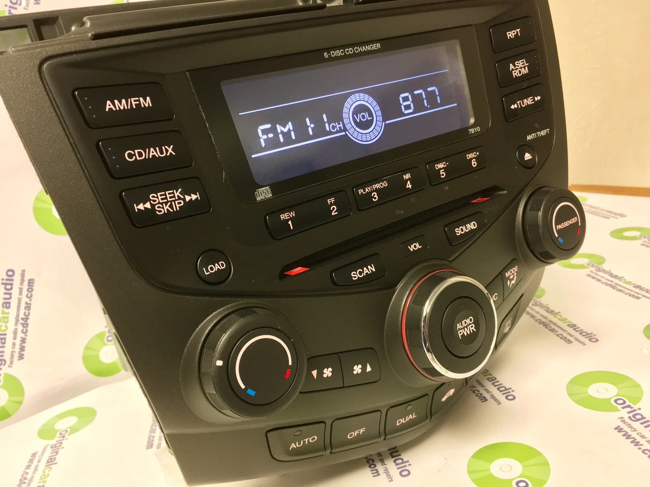 2003 Honda Accord Radio and 6 CD Changer EX Coupe 7BY0