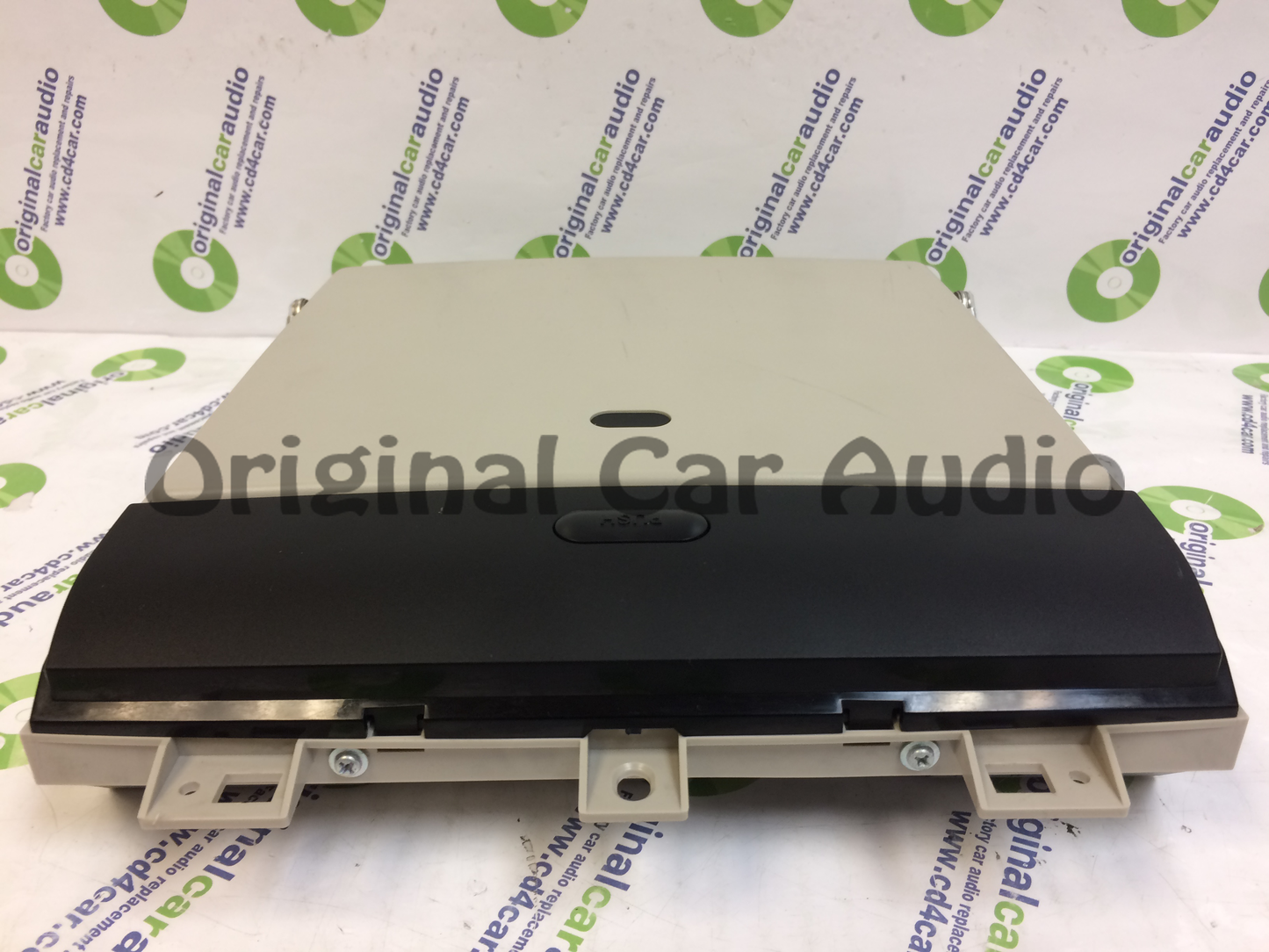 2011 - 2015 Dodge Chrysler OEM Rear Entertainment DVD Overhead Display Screen Third Row