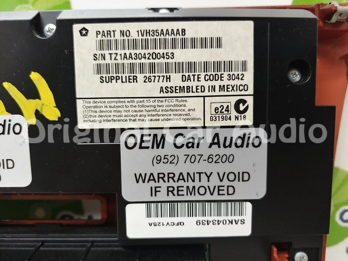 2012 - 2014 Chrysler 300 OEM A/C Climate Radio Control Dark Woodgrain Panel