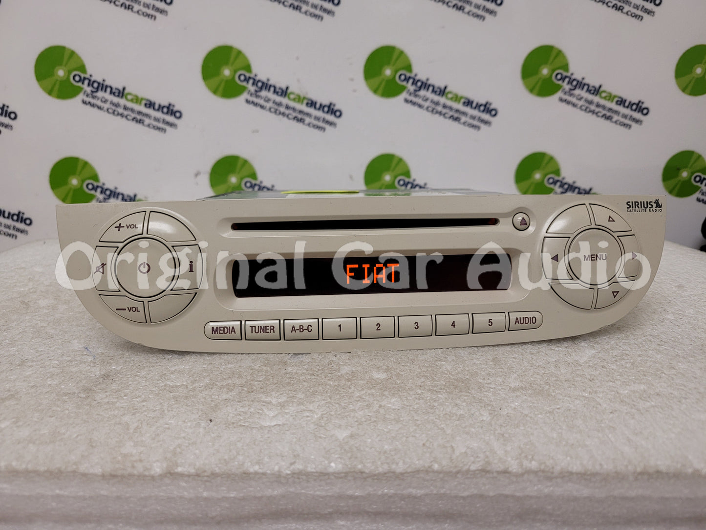 2012 - 2018 Fiat 500 OEM AM FM Satellite CD Player Radio Receiver