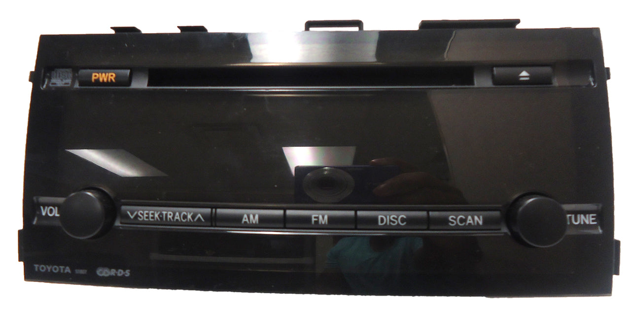 Toyota Radio CD player 51807 AM FM Receiver Stereo OEM