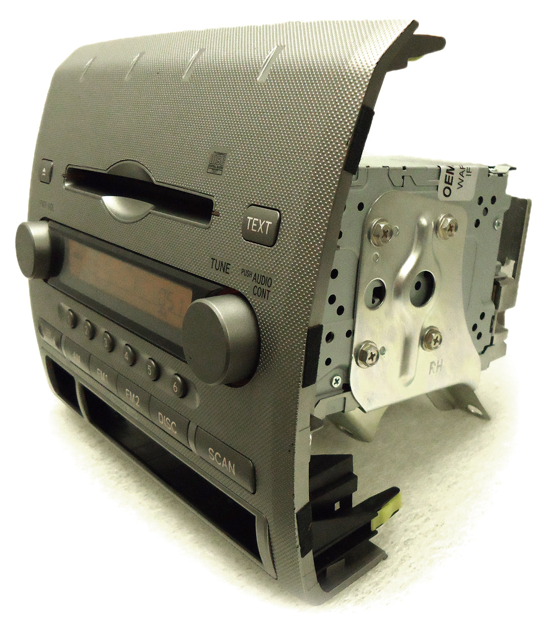Toyota Tacoma Radio and CD Player A51809