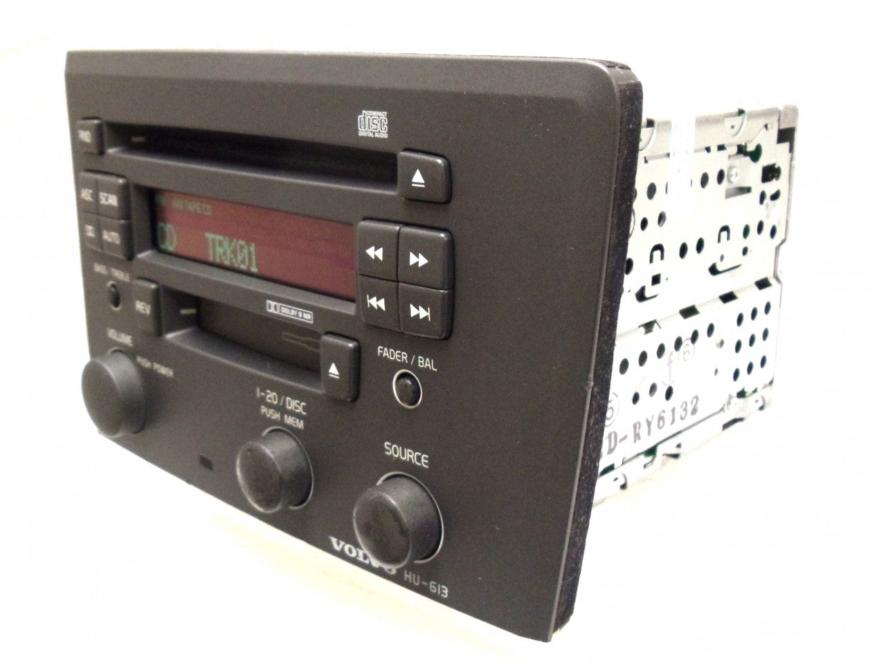 VOLVO S60 V70 Radio Stereo CD Tape Player Hu-613 Light Gray 2001 2002 2003