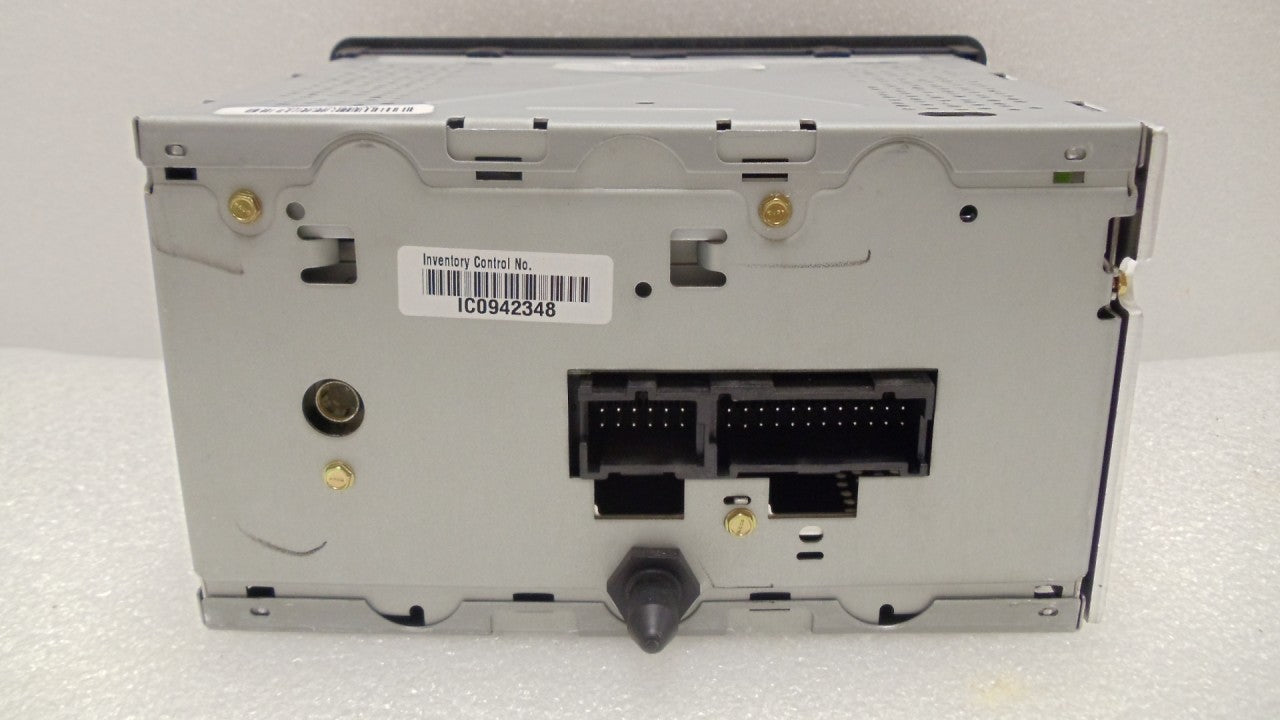 2004 - 2005 Chevy Chevrolet OEM AM FM MP3 Radio Stereo CD Player Receiver
