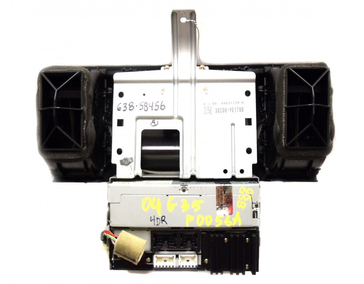 2003 - 2004 INFINITI G35 G-35 OEM Radio Stereo 6 Disc Changer CD Player PN-2615E 28188AC370