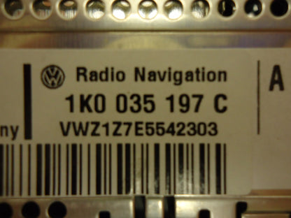 VW Volkswagen Jetta Passat Rabbit Golf GTI EOS Tiguan Navigation GPS Radio Stereo DVD LCD Screen Display Screen 1K0035197C BNO 881 1K0035197CX 1K0035197D 1K0035197DX 2005 2006 2007 2008 2009