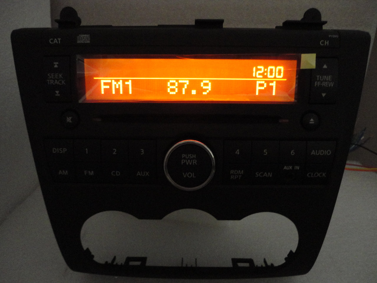 2010 NEW NISSAN ALTIMA OEM AM FM Radio CD Player PY09G 28185-ZX02B AUX 2010