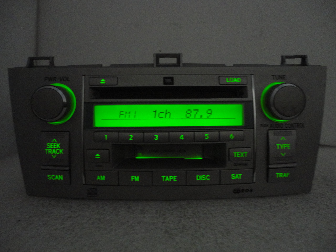 2004 - 2008 Toyota Solara JBL OEM Sat Radio 6 Disc CD Changer Tape Cassette A56831