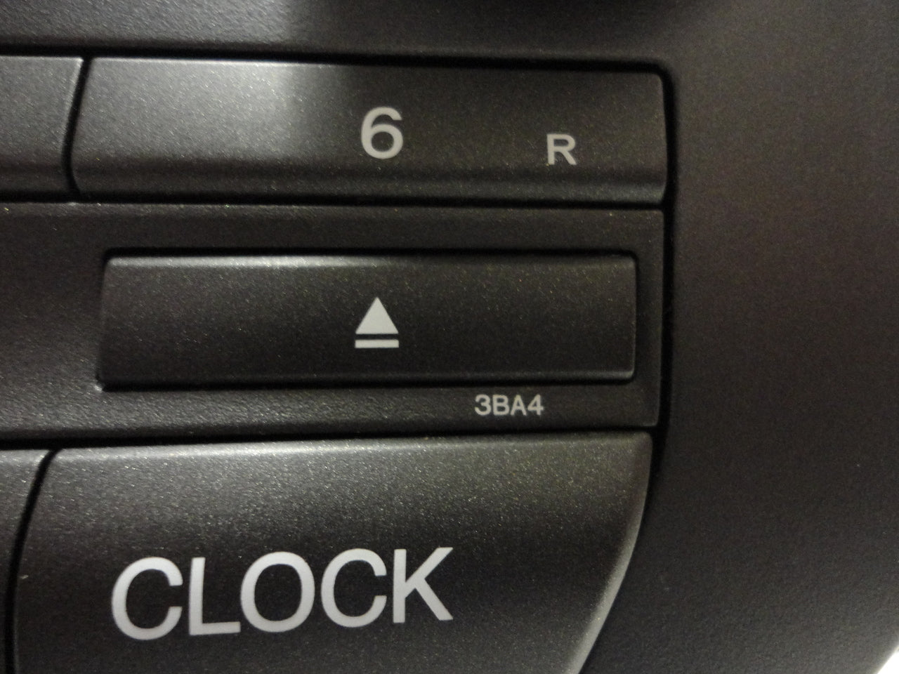 2008 - 2010 Honda ACCORD OEM Radio RDS AUX MP3 6 Disc CD Player Climate Controls 3BA4 w/Trim & AC