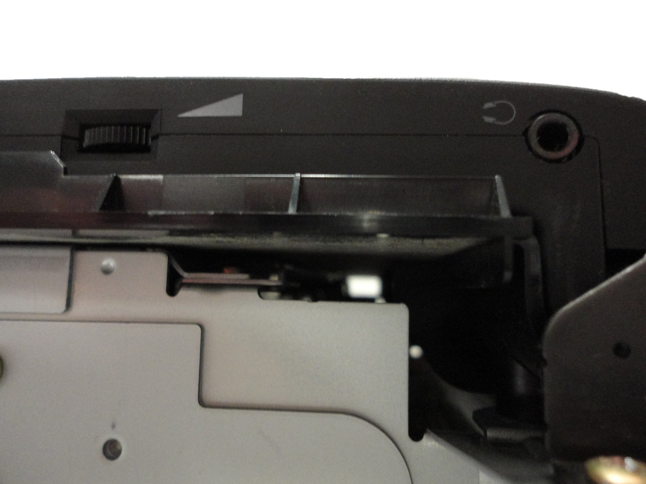 2004 2005 TOYOTA Sienna OEM Overhead DVD Player Black Sunroof