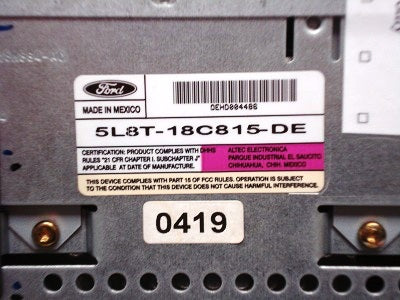 2005 2006 2007 Ford OEM ESCAPE Mercury Mariner MACH 300 Radio 6 Disc CD Changer