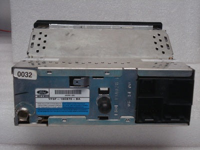 1999 - 2002 Lincoln Continental Radio/Tape Player
